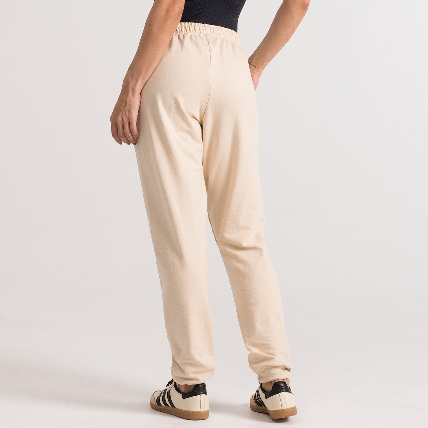 Pantalones acampanados acanalados
