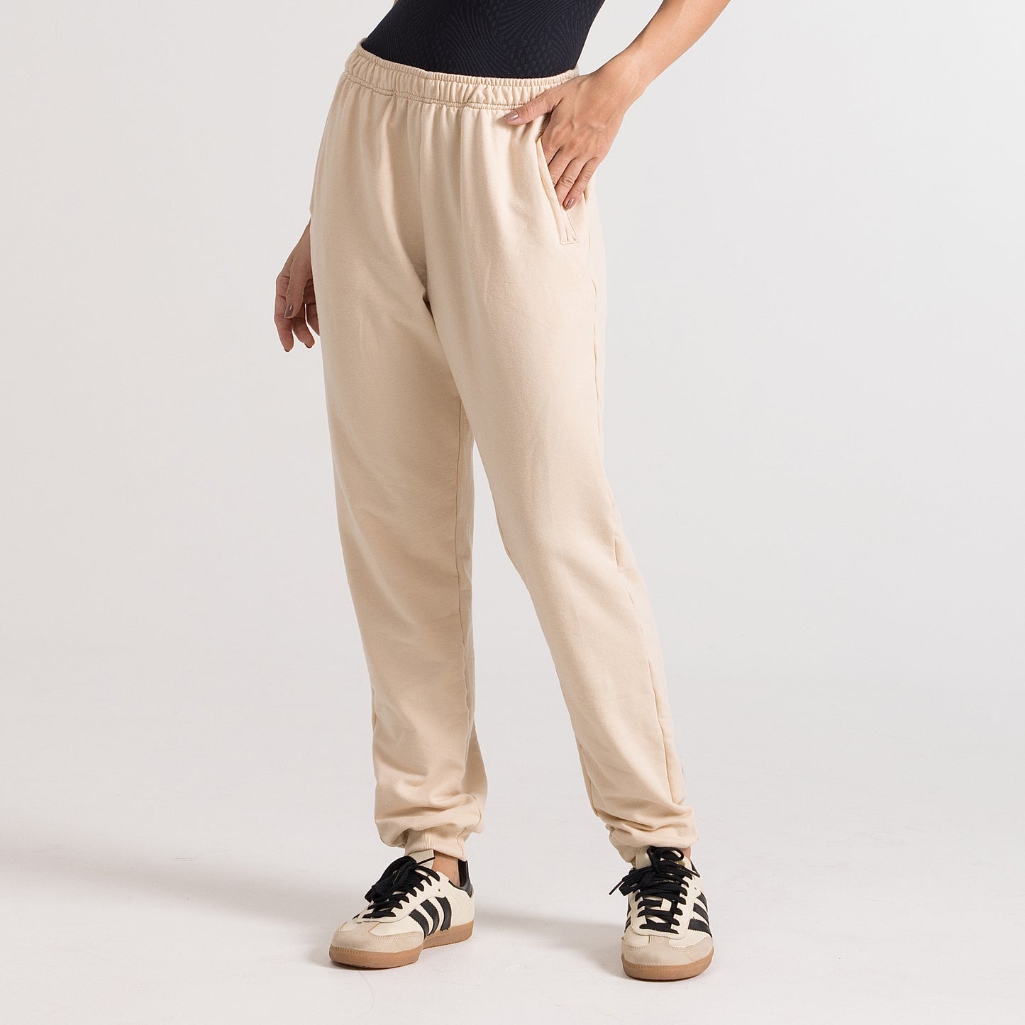 Pantalones acampanados acanalados